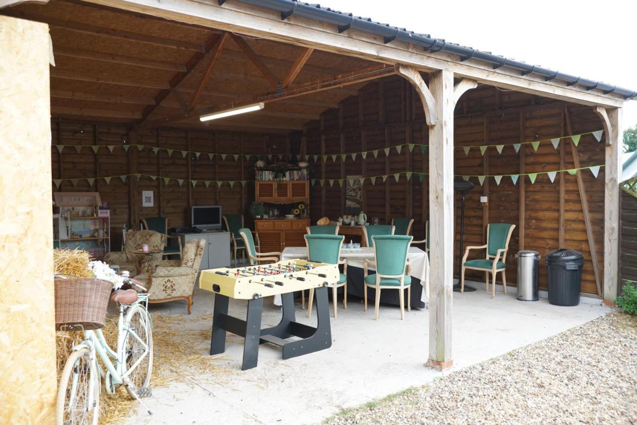 The Piggery Pod Hotel Sittingbourne Exterior foto
